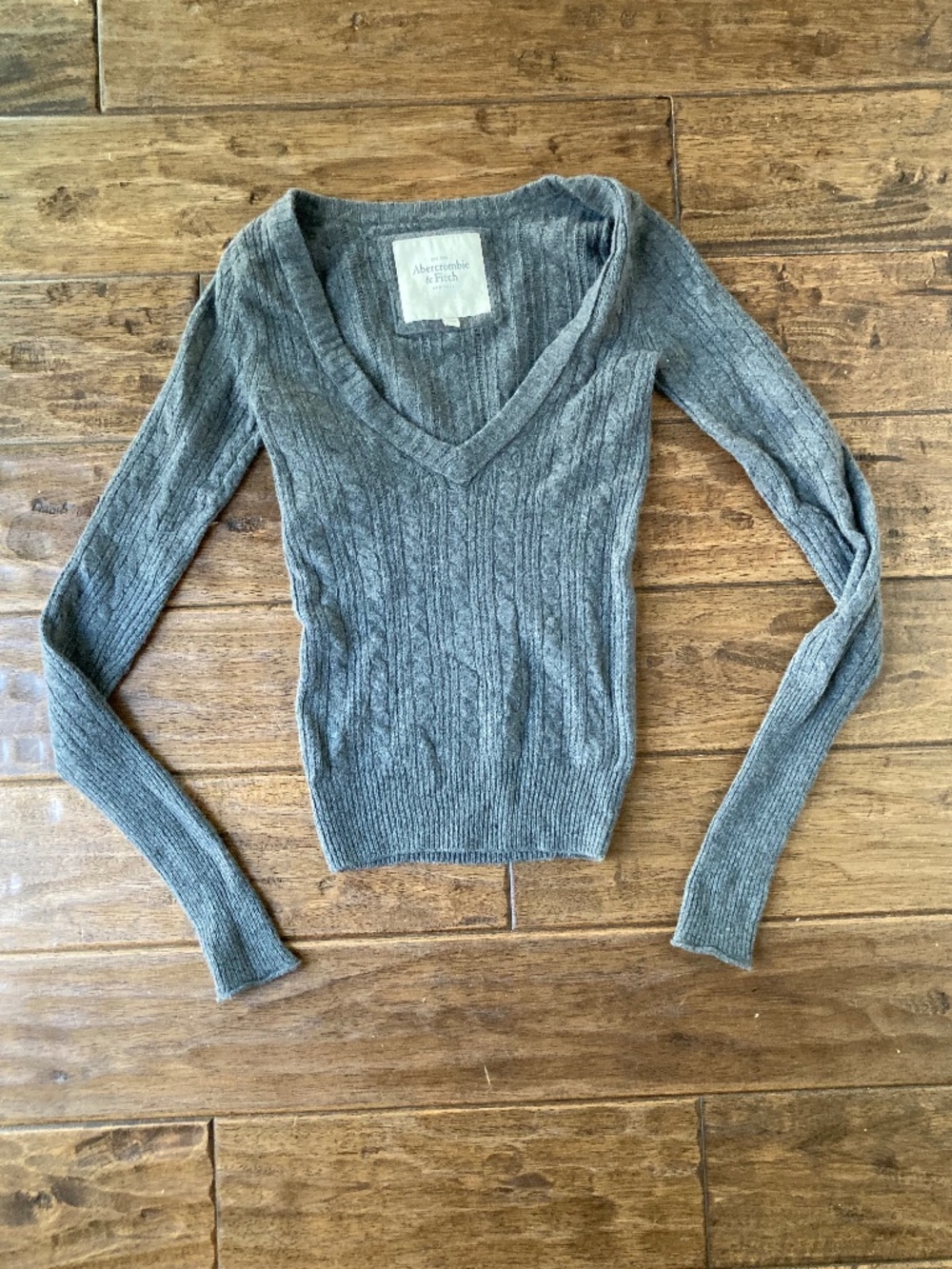Abercrombie & Fitch Y2K Gray Cable Knit V-Neck Wool Blend Sweater Small